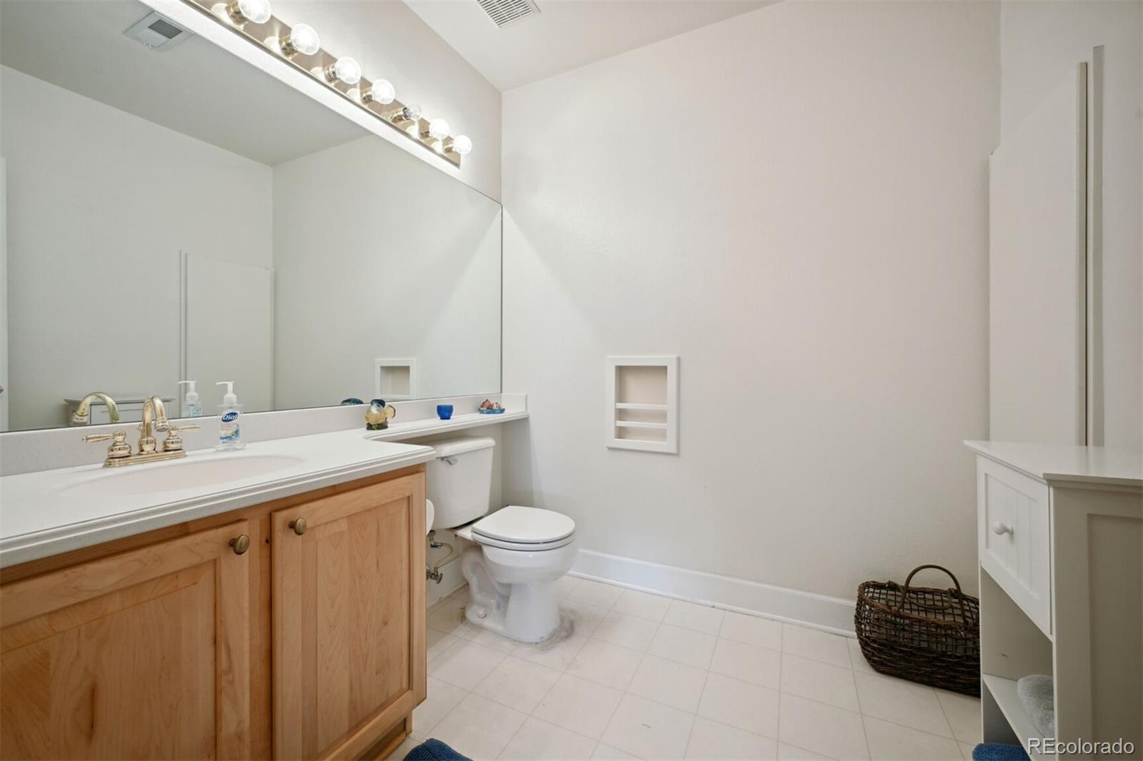 MLS Image #31 for 10520 w vassar drive,lakewood, Colorado