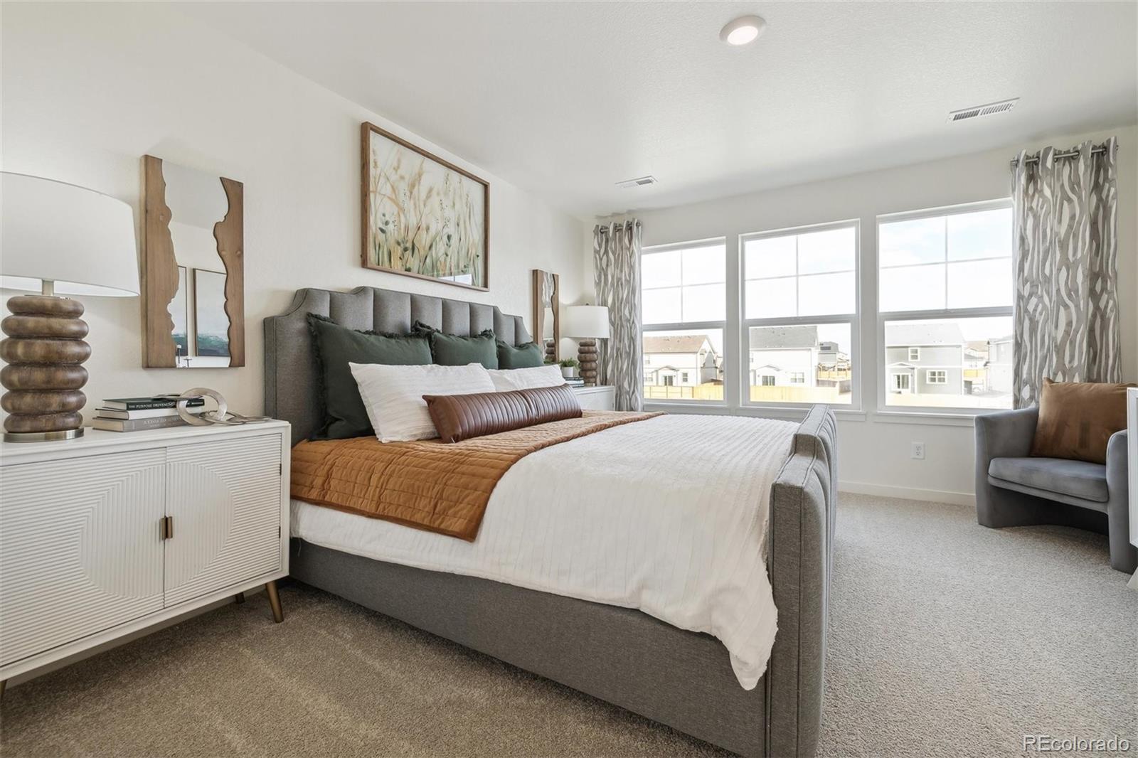 MLS Image #14 for 1388 s boston court,denver, Colorado