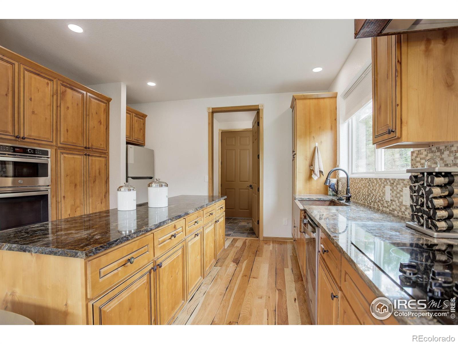 MLS Image #5 for 178  cree court,lyons, Colorado
