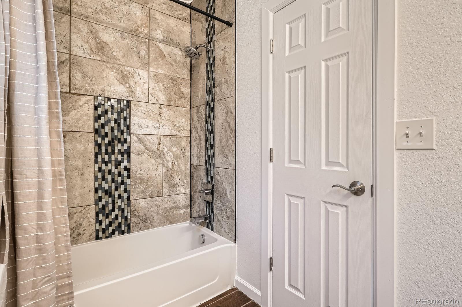 MLS Image #20 for 2426 s acoma street,denver, Colorado