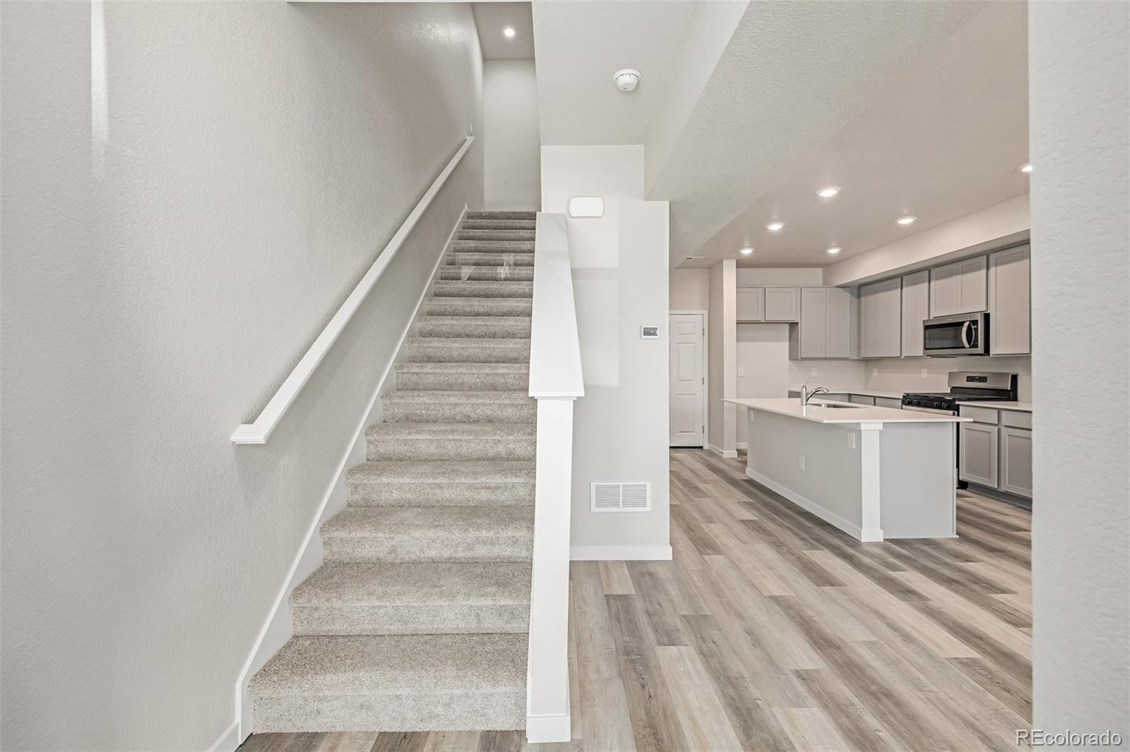 MLS Image #4 for 2877 e 103rd drive,thornton, Colorado