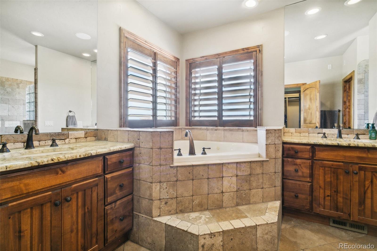 MLS Image #23 for 7830  tannenbaum road,colorado springs, Colorado