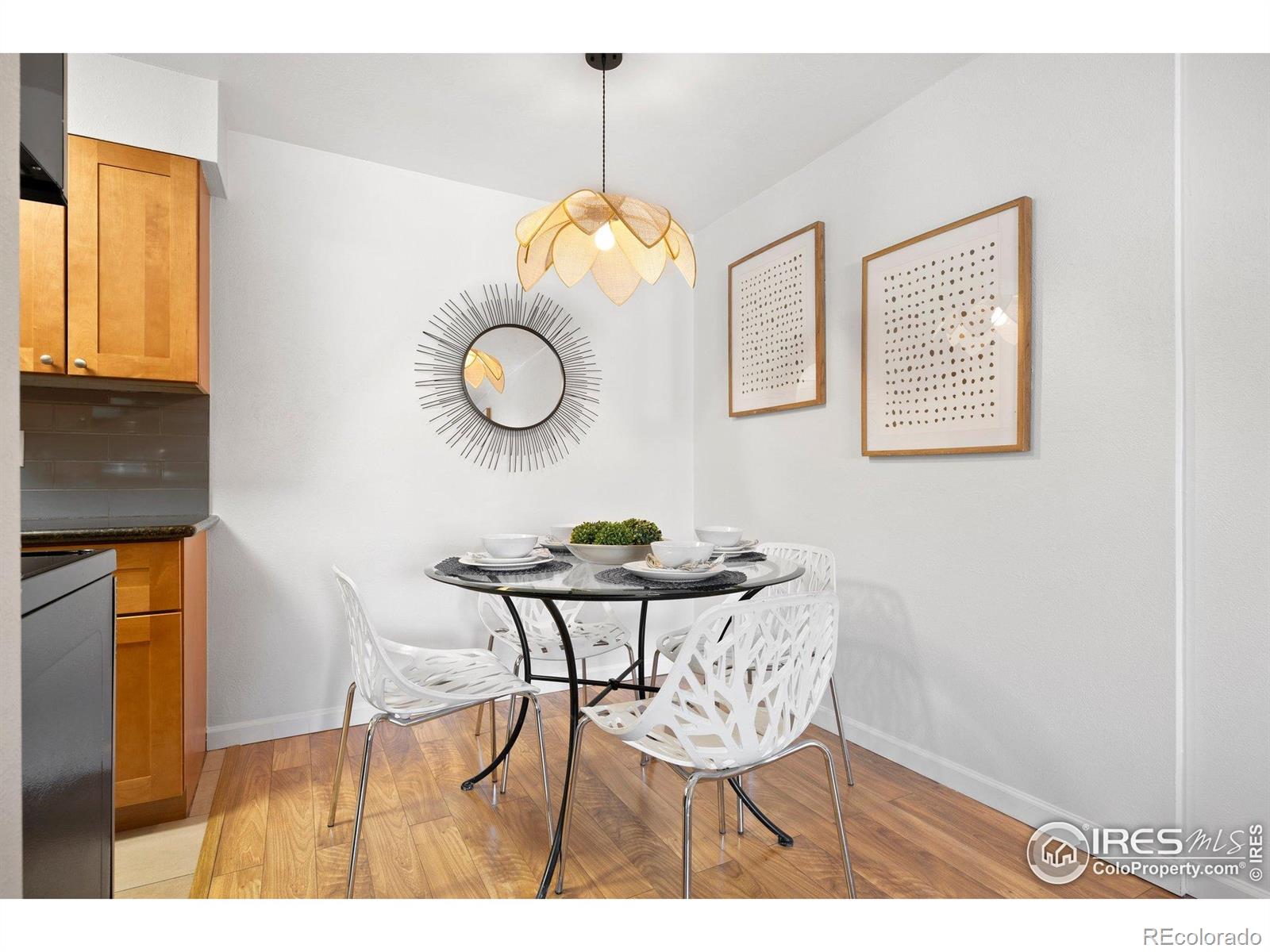 MLS Image #7 for 252 n pennsylvania street,denver, Colorado
