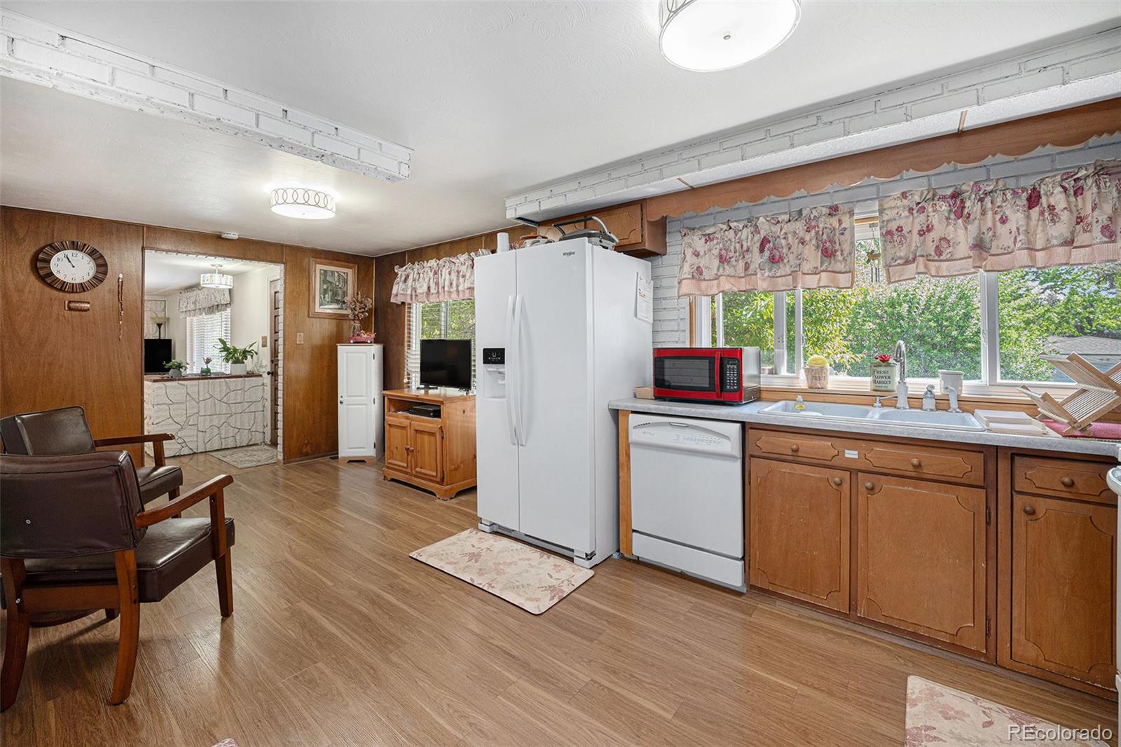 MLS Image #6 for 805 s everett street,lakewood, Colorado