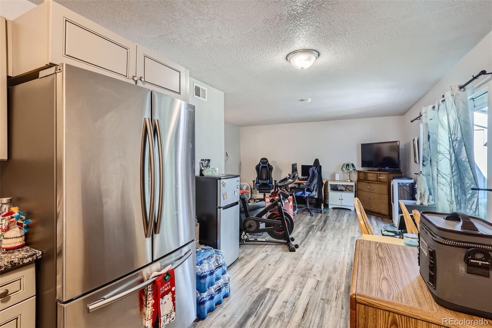MLS Image #14 for 940 s peoria street,aurora, Colorado