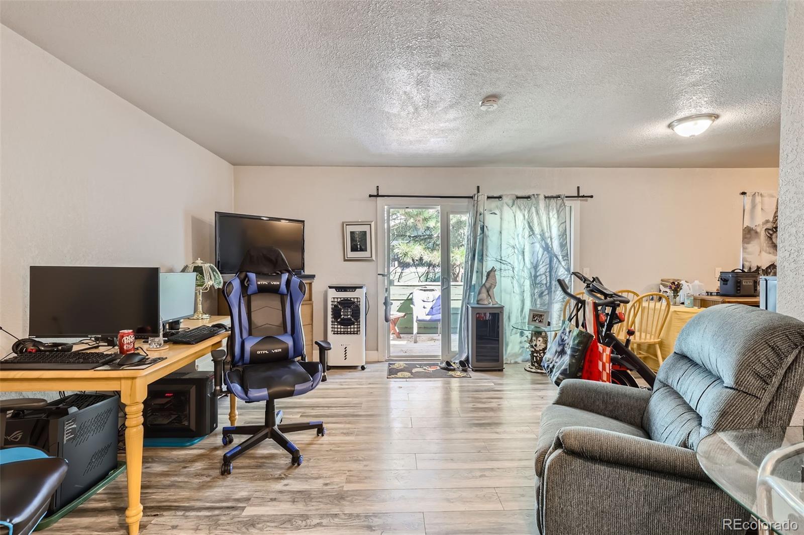 MLS Image #18 for 940 s peoria street,aurora, Colorado