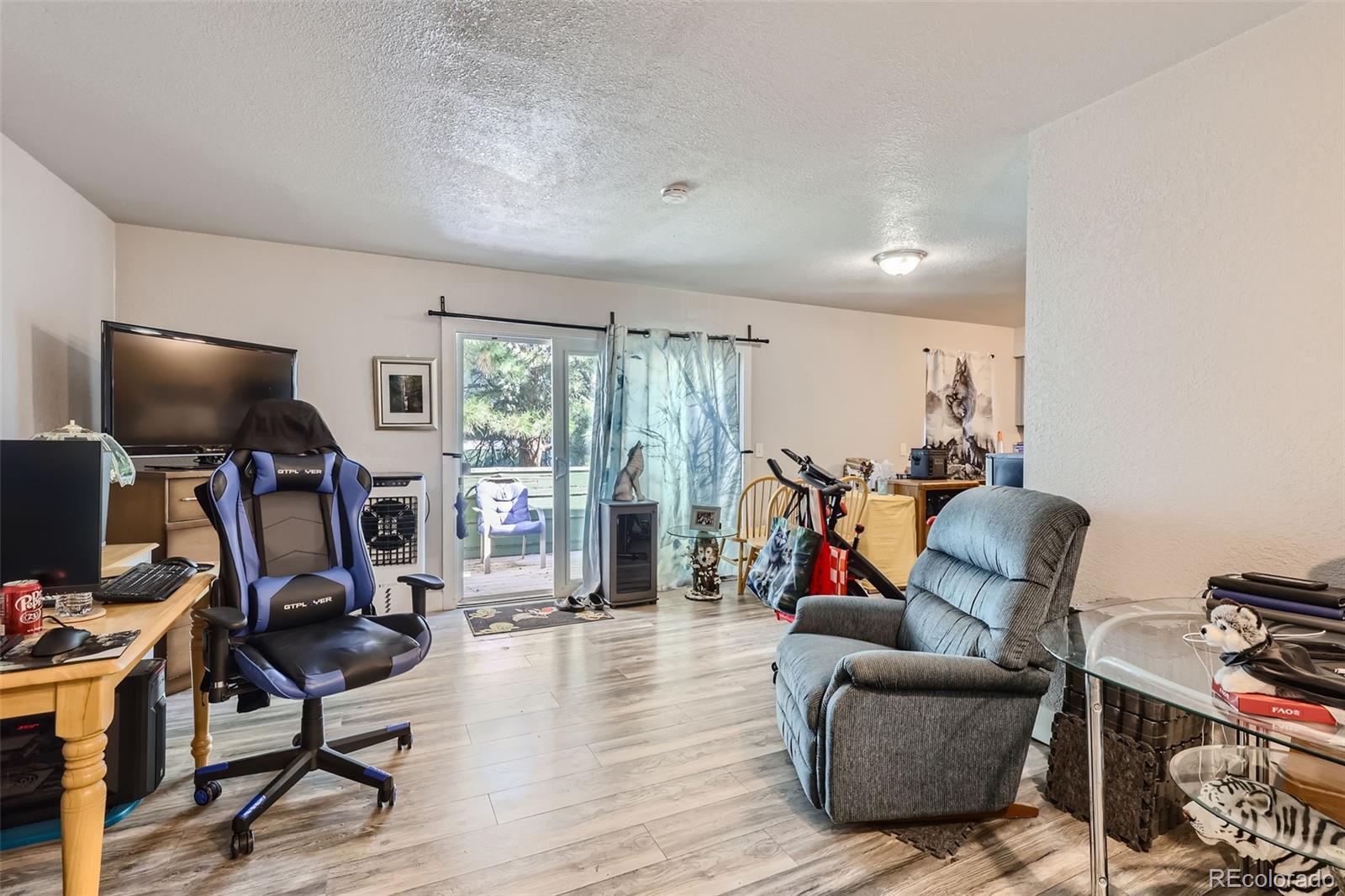 MLS Image #19 for 940 s peoria street,aurora, Colorado
