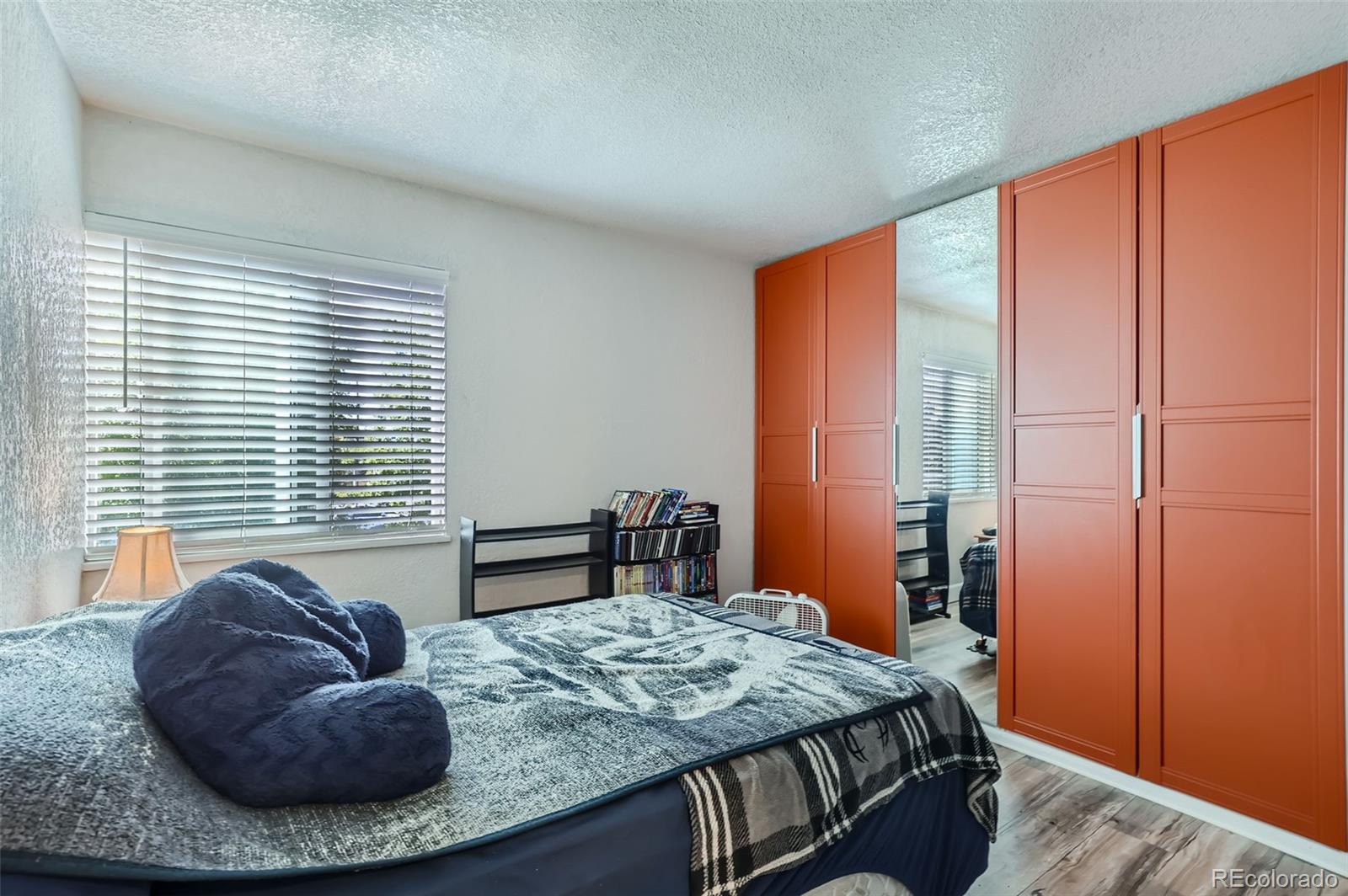 MLS Image #3 for 940 s peoria street,aurora, Colorado
