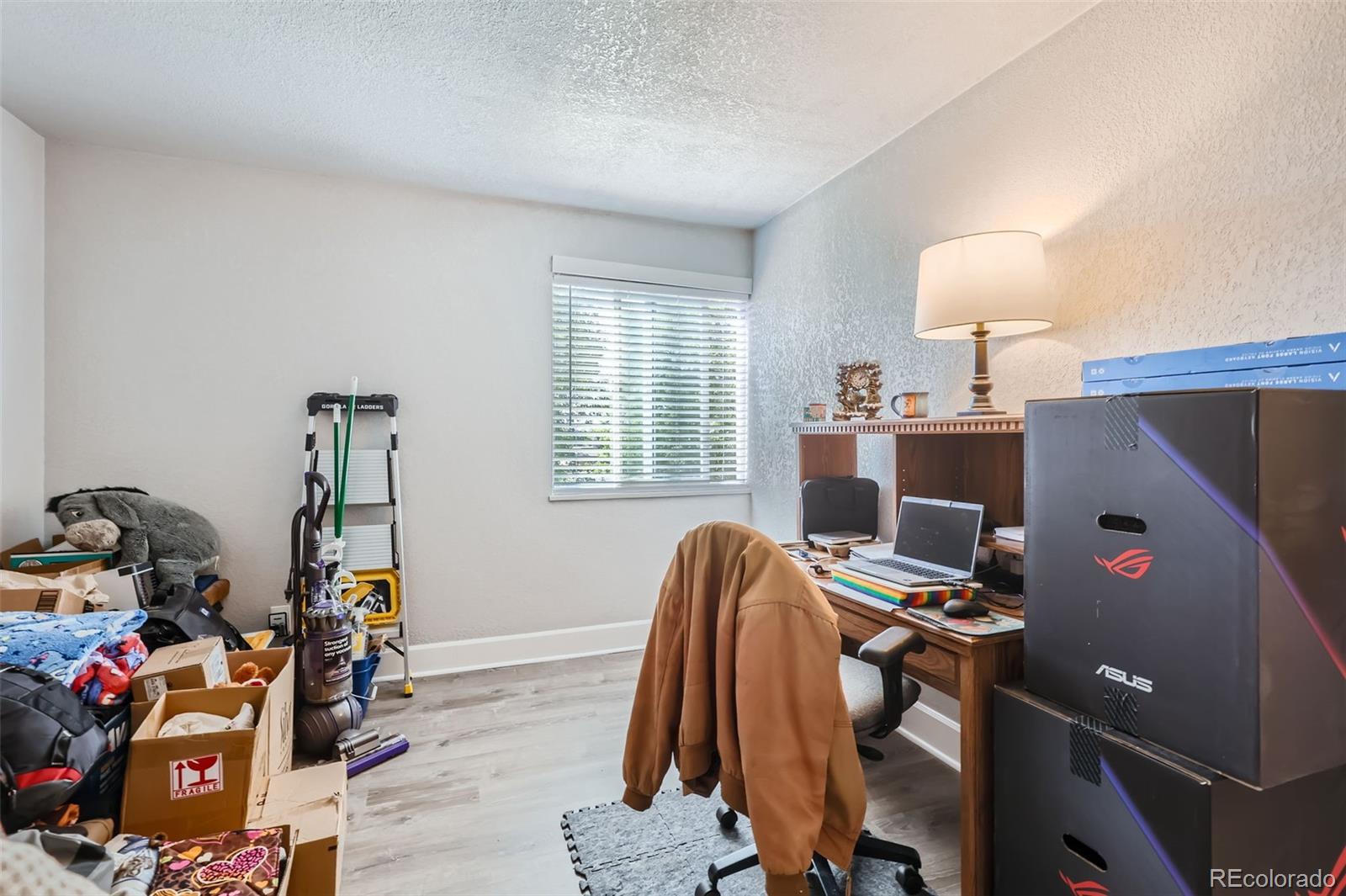 MLS Image #9 for 940 s peoria street,aurora, Colorado