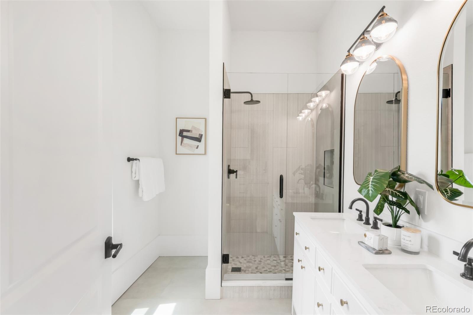 MLS Image #15 for 230 e ellsworth avenue,denver, Colorado