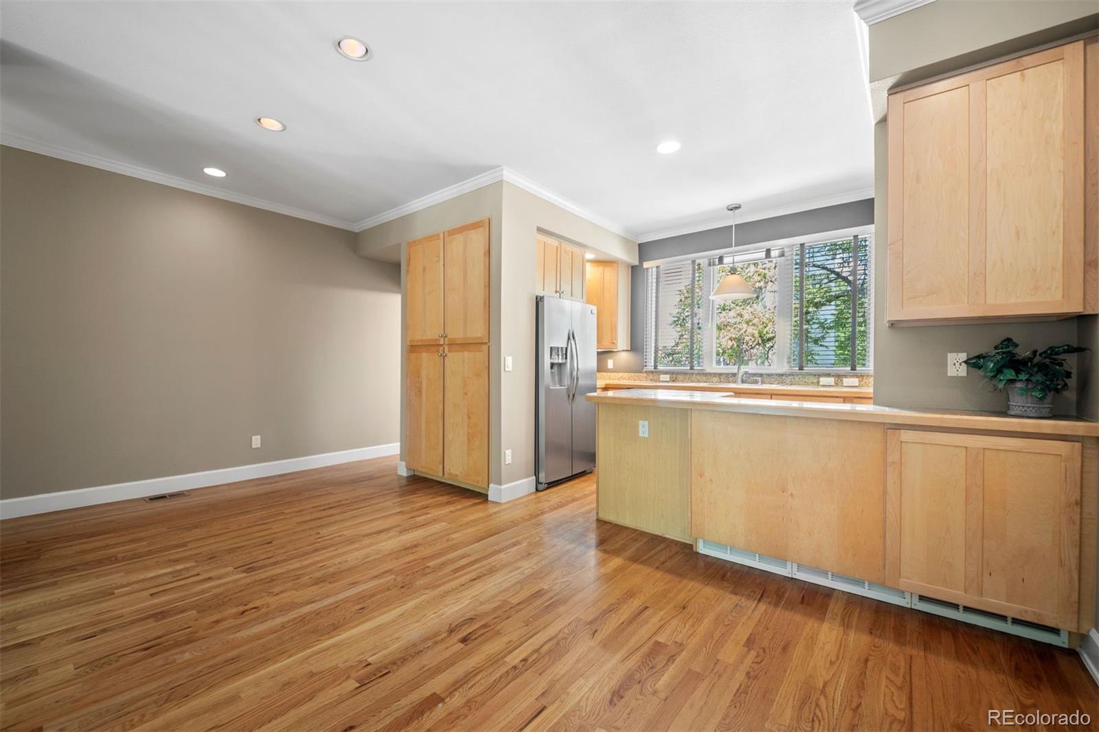 MLS Image #7 for 1635 n franklin street ,denver, Colorado