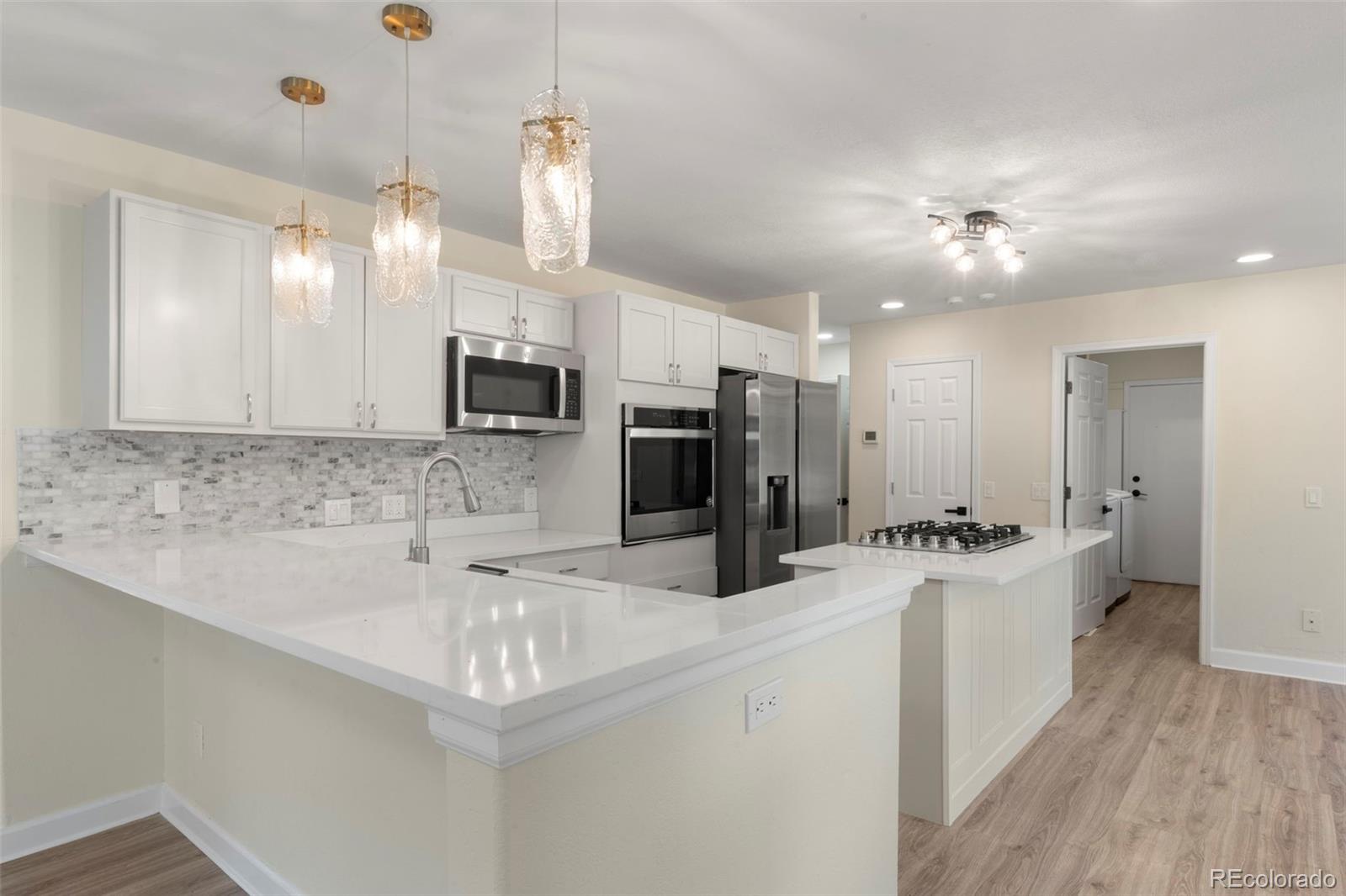 MLS Image #15 for 308  oswego street,aurora, Colorado