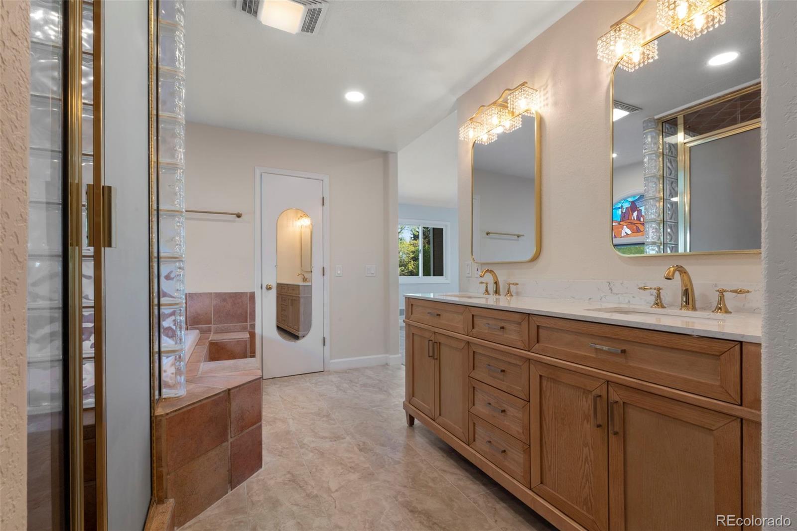 MLS Image #21 for 308  oswego street,aurora, Colorado
