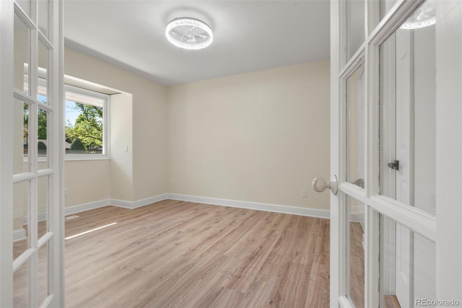 MLS Image #3 for 308  oswego street,aurora, Colorado