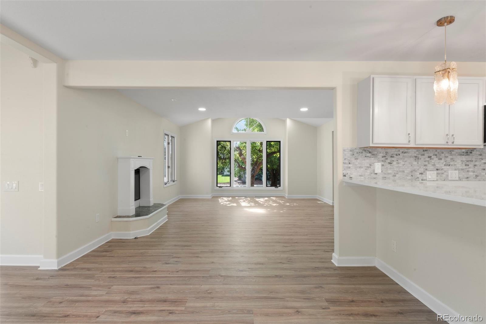 MLS Image #6 for 308  oswego street,aurora, Colorado