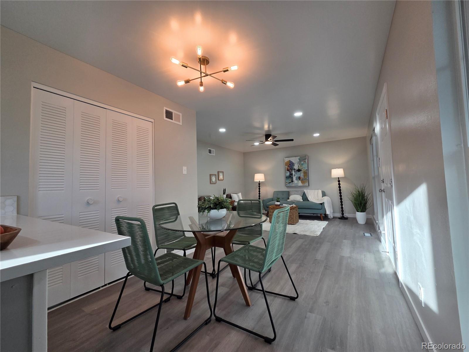 MLS Image #11 for 1250 s monaco parkway,denver, Colorado