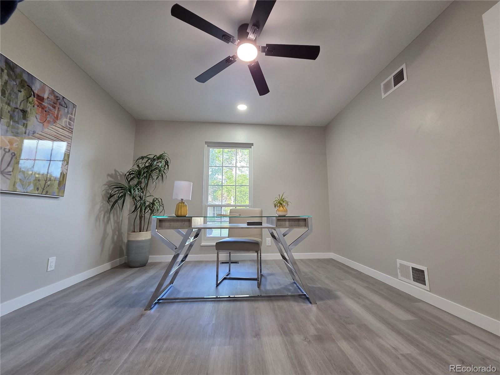 MLS Image #18 for 1250 s monaco parkway,denver, Colorado