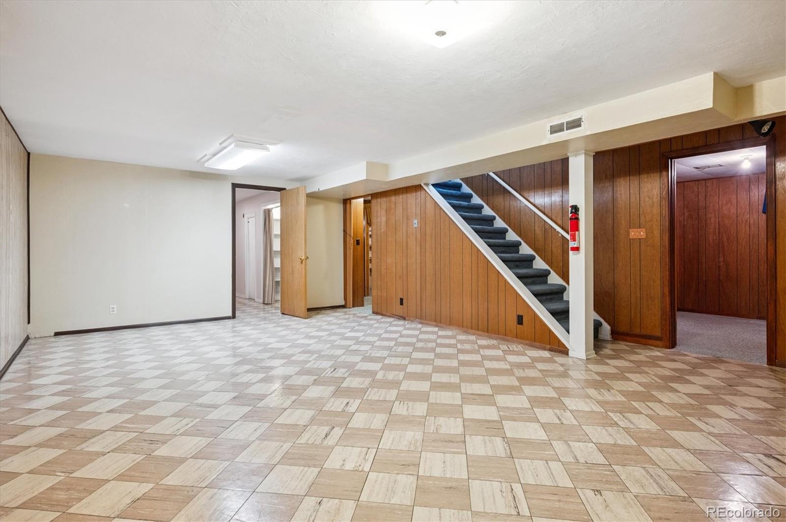 MLS Image #17 for 7120 s chase court,littleton, Colorado