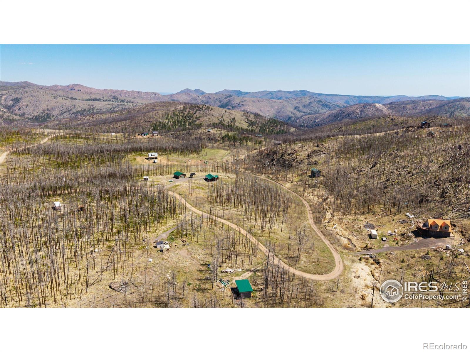 MLS Image #37 for 777  powder horn trail,bellvue, Colorado