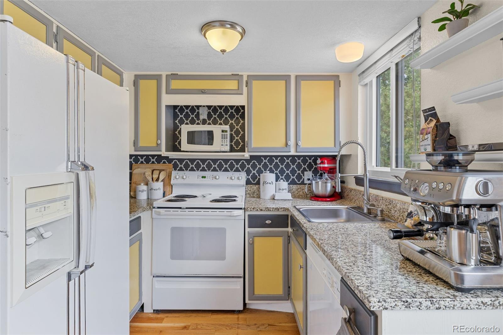 MLS Image #8 for 6545 w 84th way,arvada, Colorado