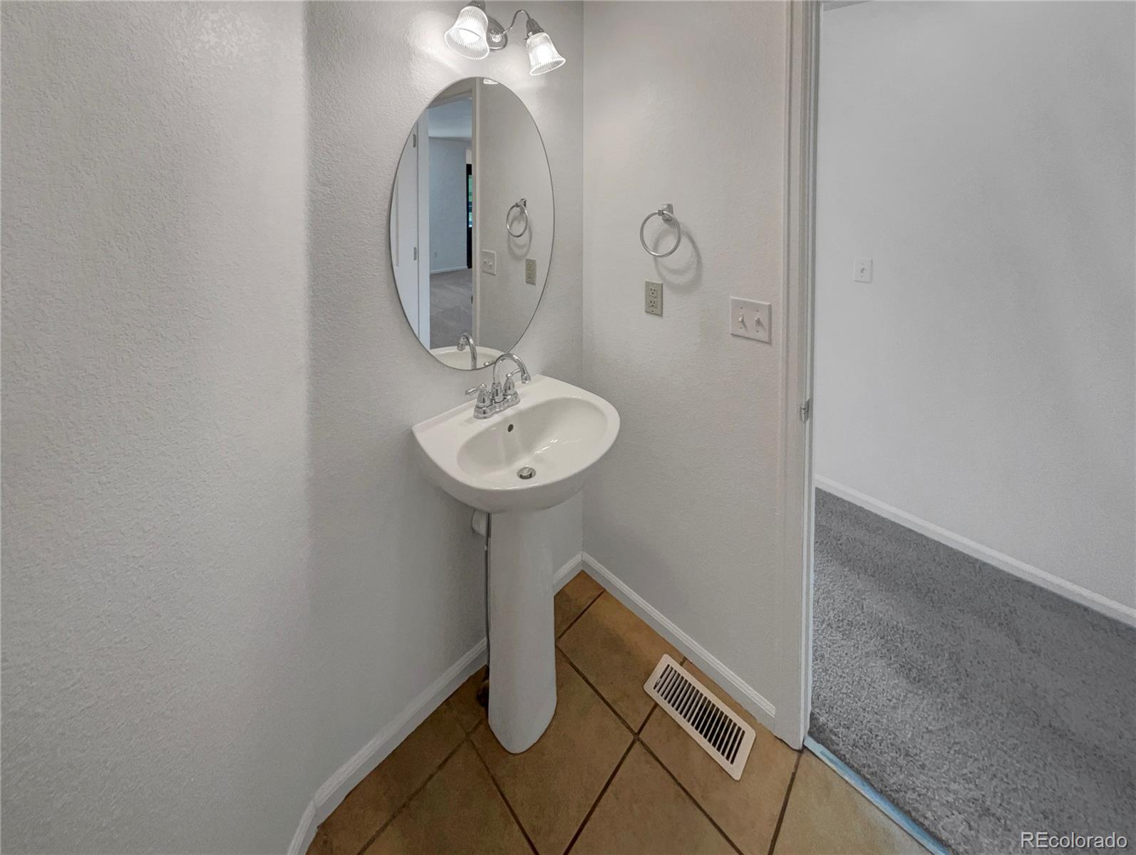 MLS Image #14 for 12550  eastlake drive,thornton, Colorado
