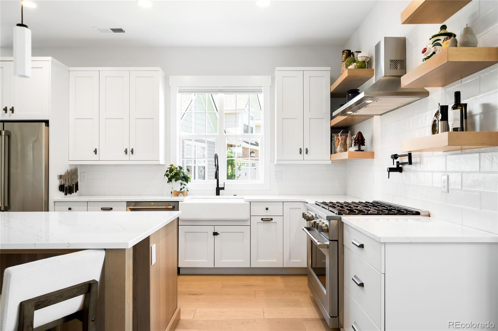 MLS Image #3 for 8357 w 68th lane,arvada, Colorado