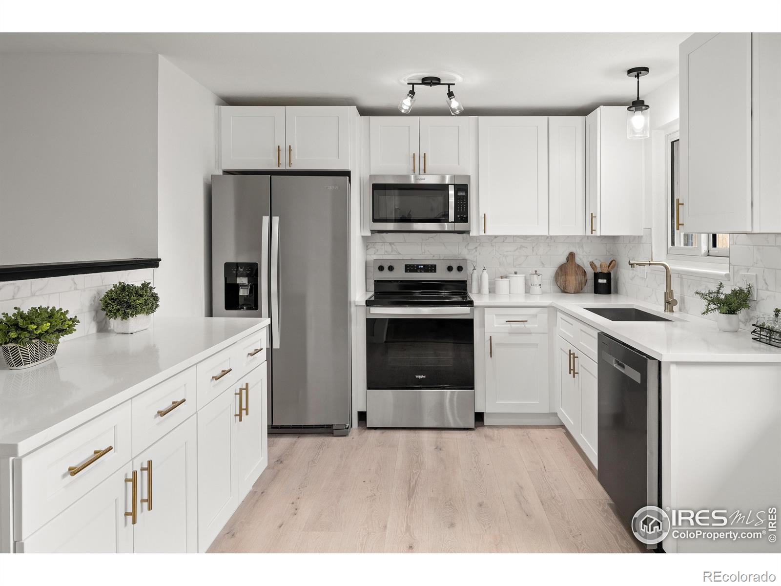 MLS Image #11 for 5329  flower circle,arvada, Colorado