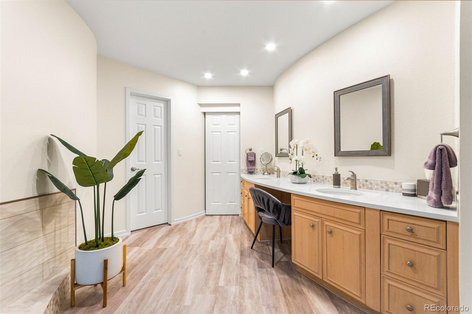 MLS Image #31 for 16416 e powers place,centennial, Colorado