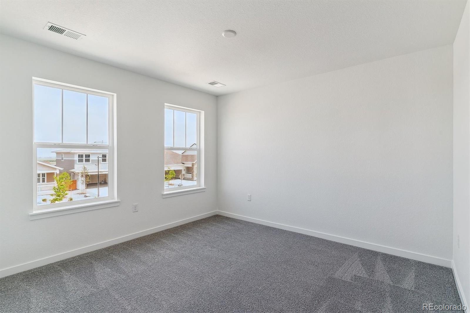 MLS Image #14 for 25254 e warren place,aurora, Colorado