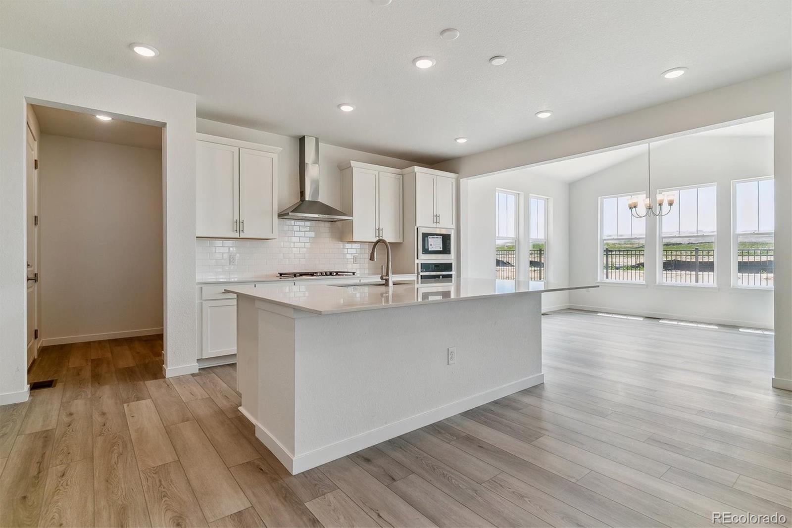 MLS Image #9 for 25254 e warren place,aurora, Colorado