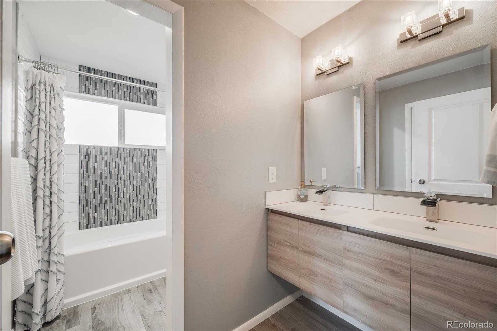 MLS Image #13 for 6924 s albion street,centennial, Colorado