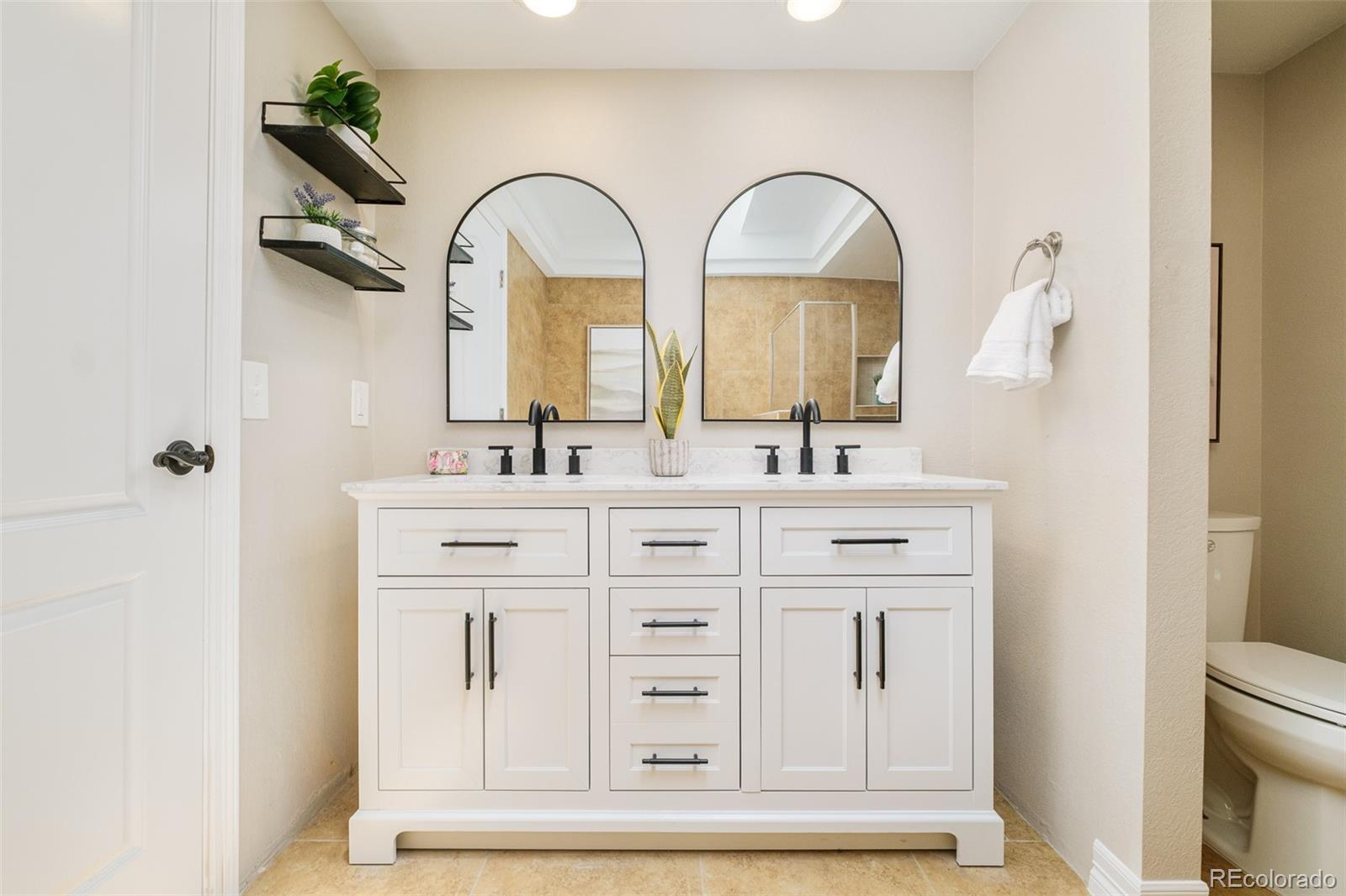 MLS Image #25 for 19595  mitchell drive,denver, Colorado