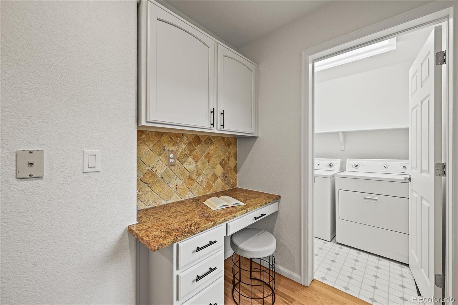 MLS Image #18 for 10235  rustic redwood lane,highlands ranch, Colorado