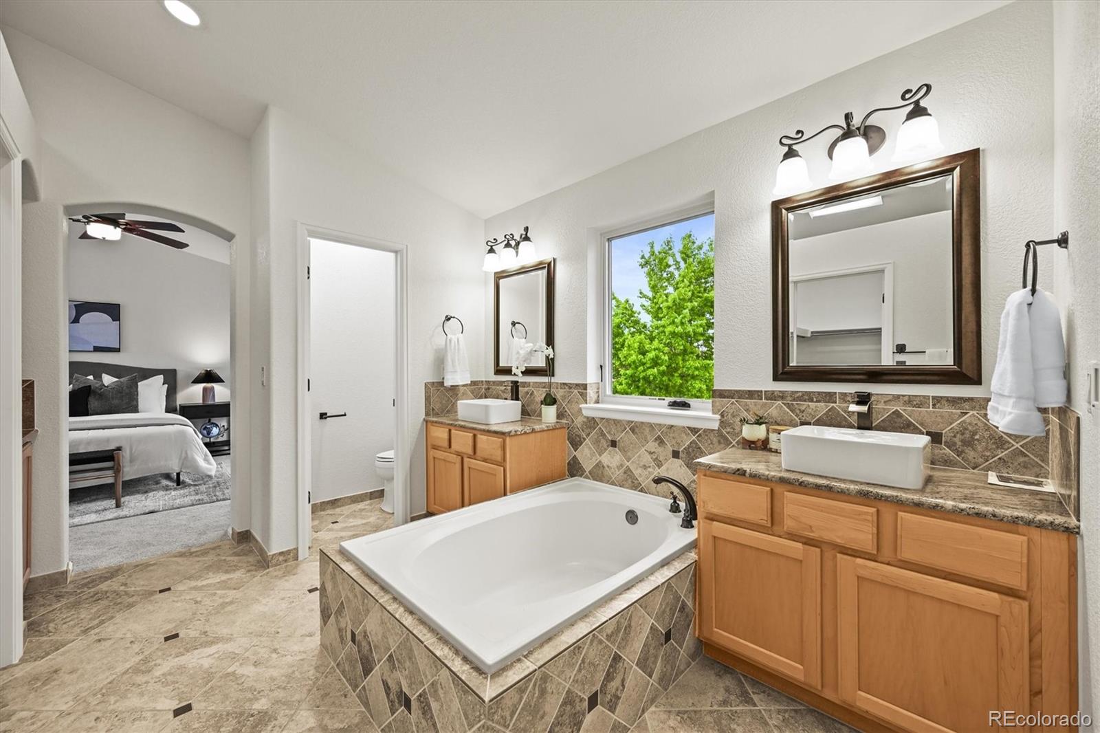 MLS Image #29 for 10235  rustic redwood lane,highlands ranch, Colorado