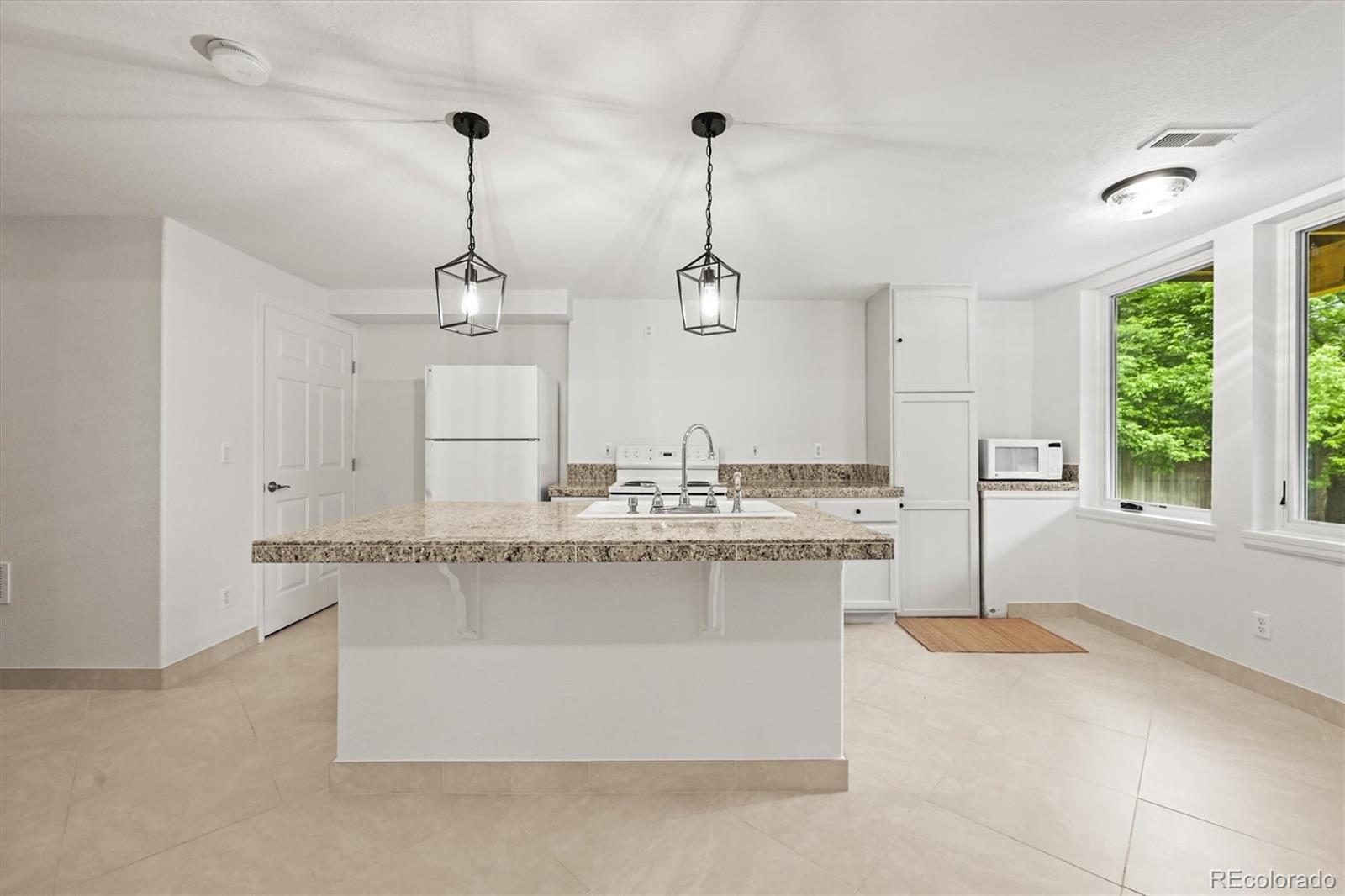 MLS Image #46 for 10235  rustic redwood lane,highlands ranch, Colorado