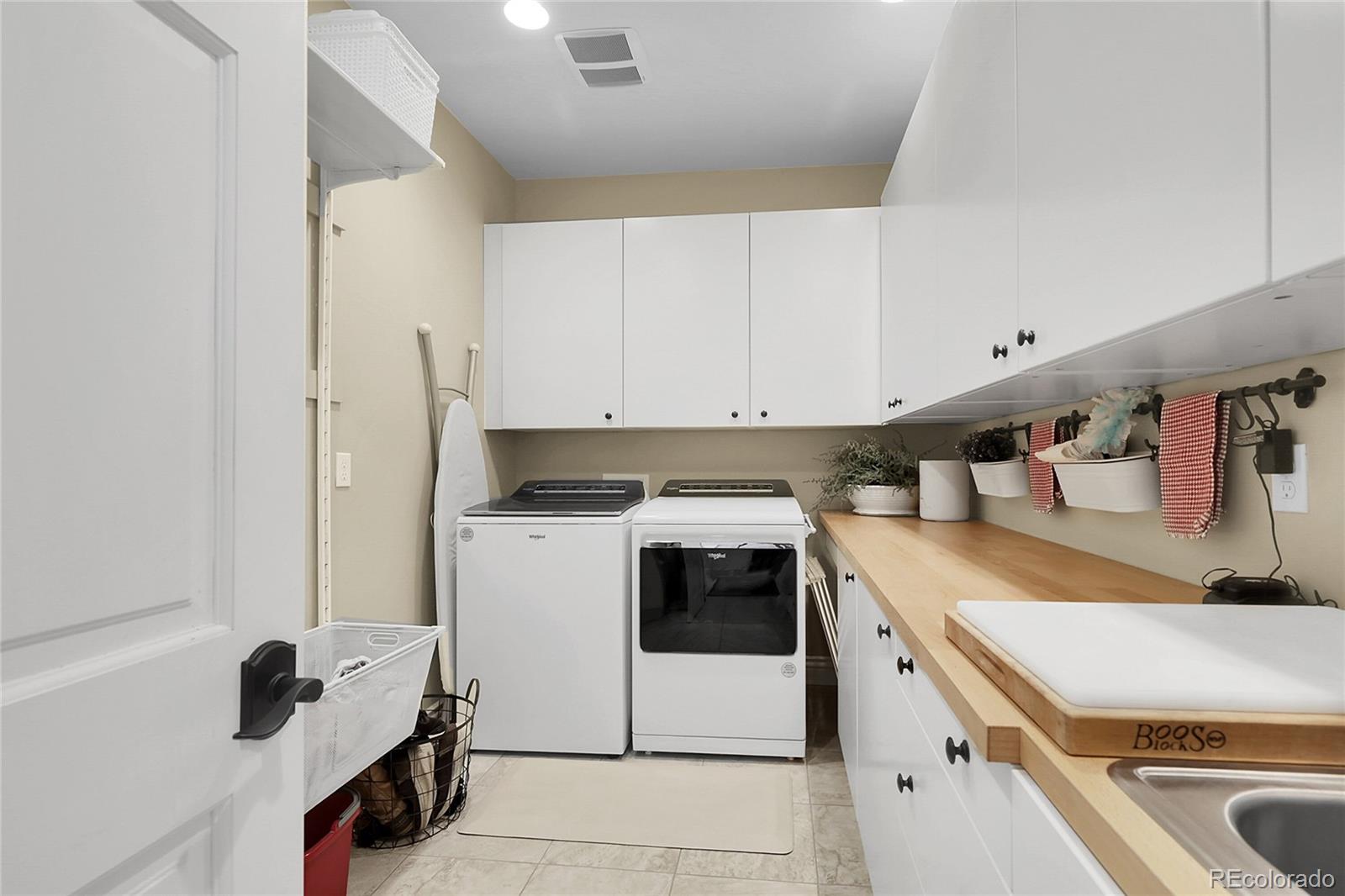 MLS Image #13 for 8236 s ireland way,aurora, Colorado