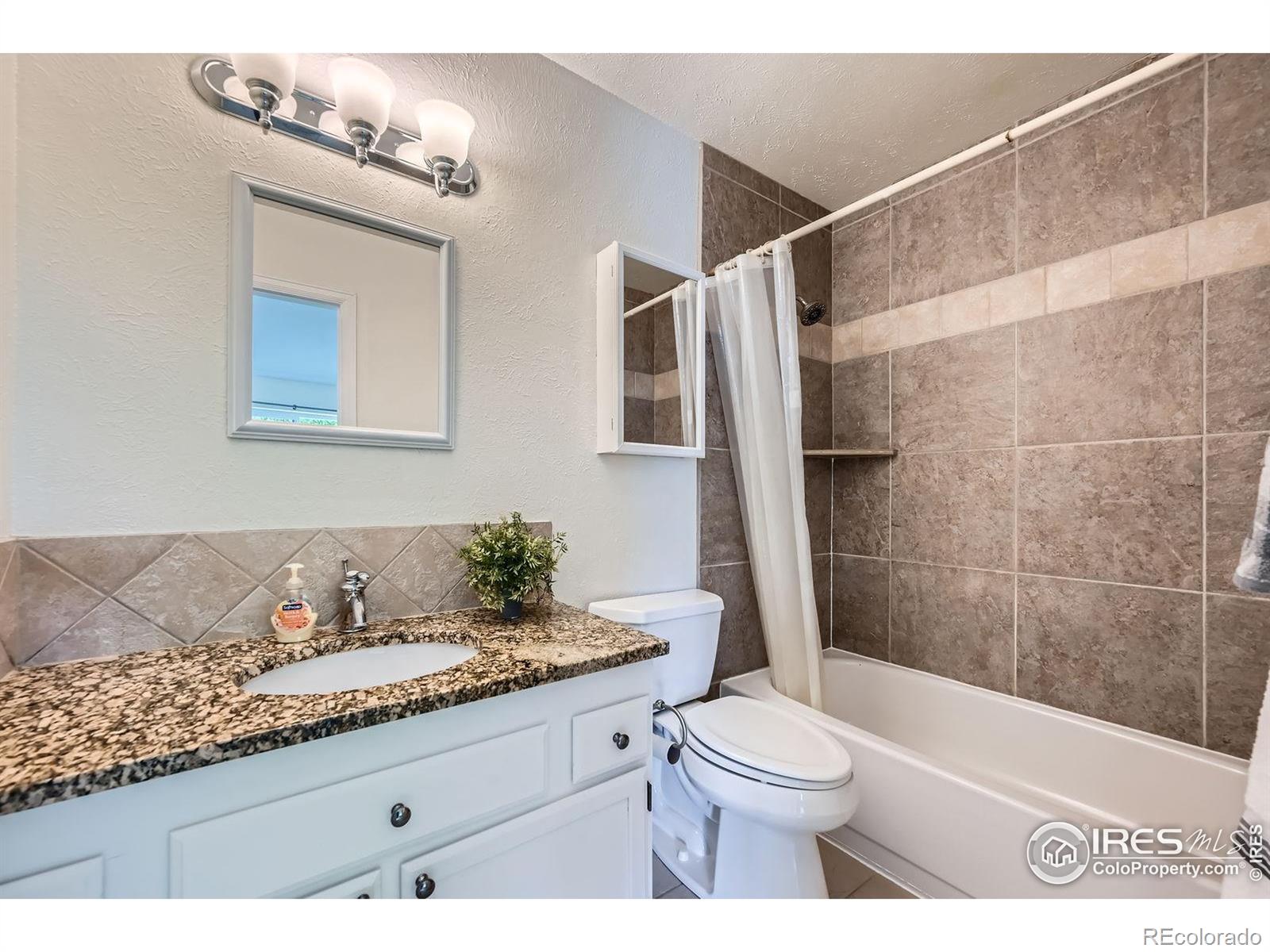 MLS Image #15 for 2977  eagle way,boulder, Colorado