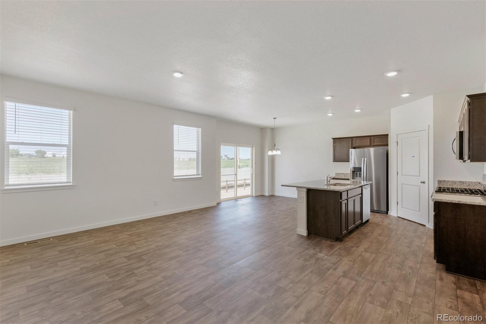 MLS Image #6 for 13487  valentia street,thornton, Colorado