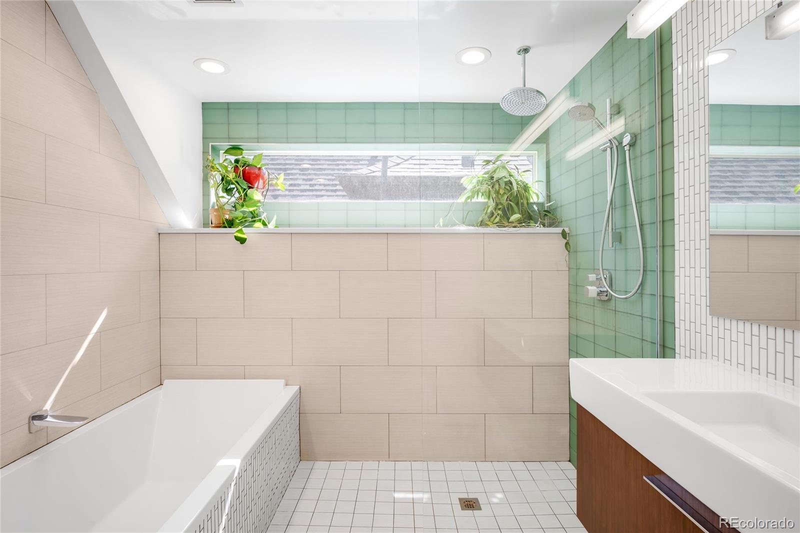 MLS Image #2 for 1718 w 33rd avenue,denver, Colorado