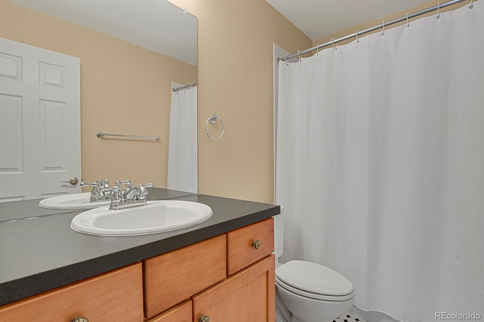 MLS Image #14 for 8260 e 24th drive ,denver, Colorado