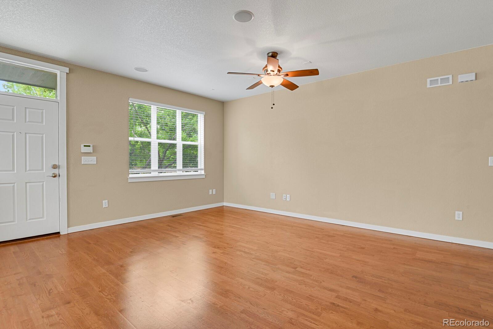 MLS Image #3 for 8260 e 24th drive ,denver, Colorado