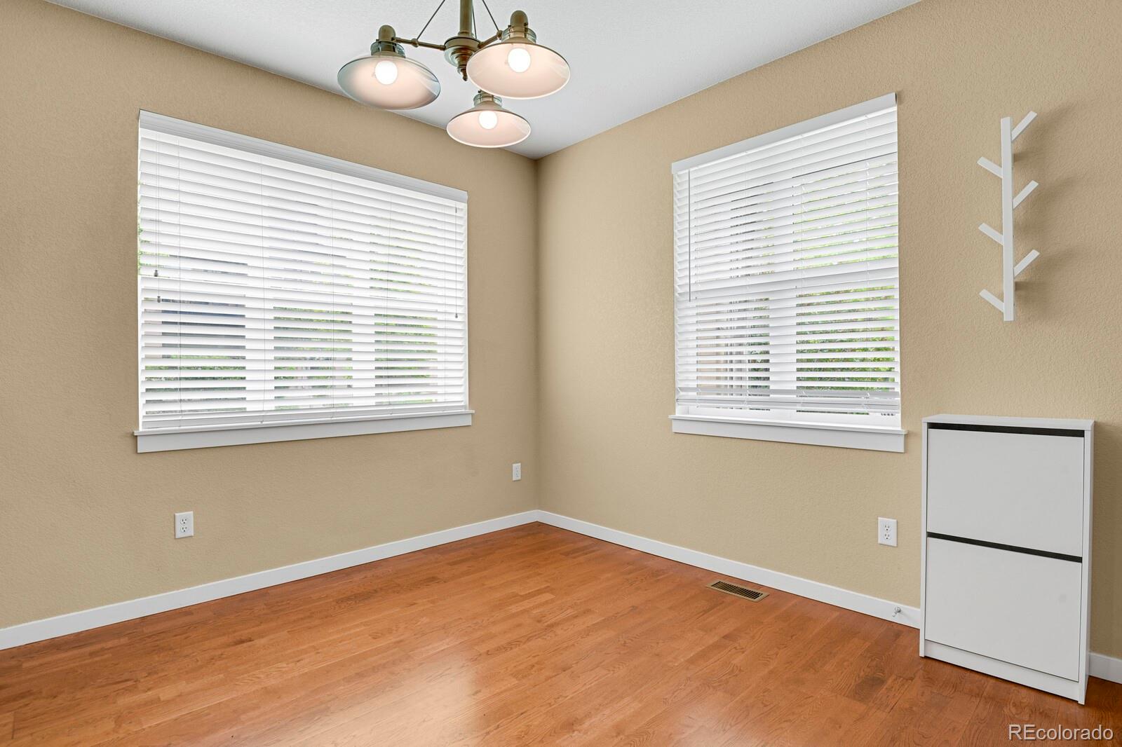 MLS Image #6 for 8260 e 24th drive ,denver, Colorado