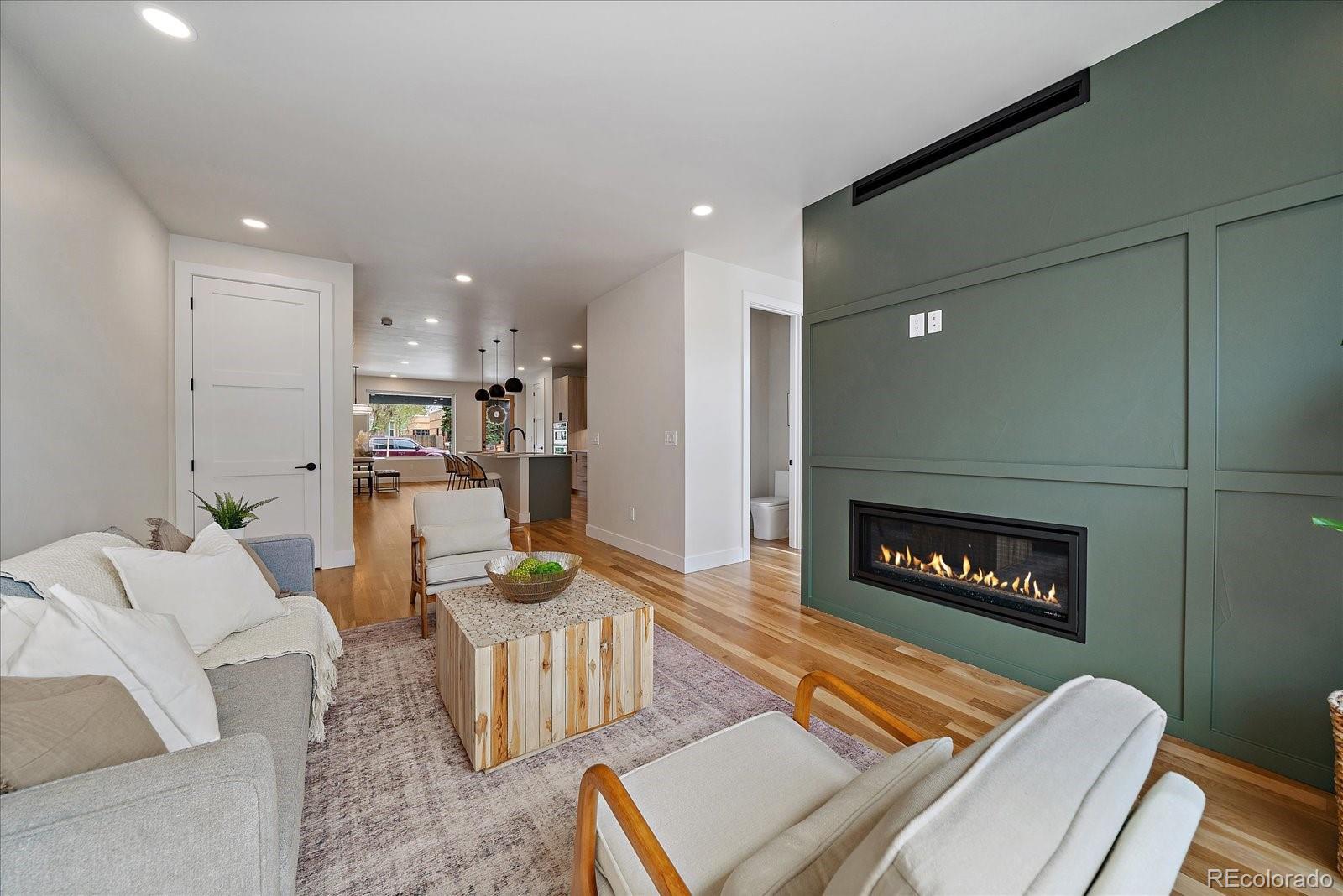 MLS Image #10 for 1423  xavier street,denver, Colorado