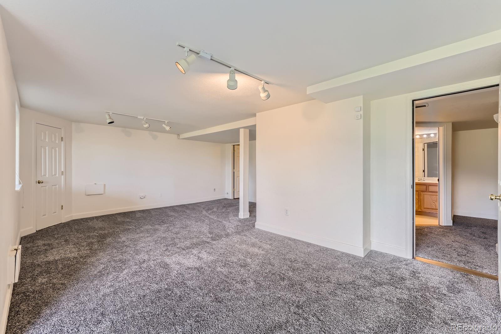 MLS Image #28 for 8915 s field court,littleton, Colorado