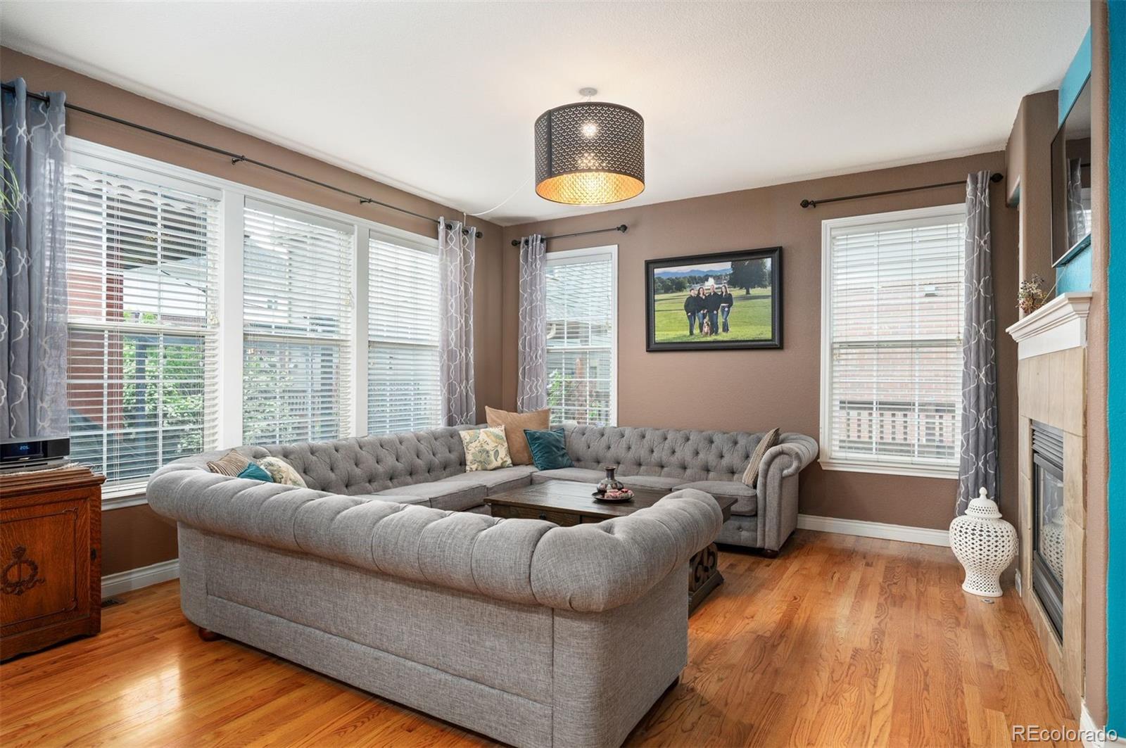MLS Image #8 for 8728 e 25th drive,denver, Colorado