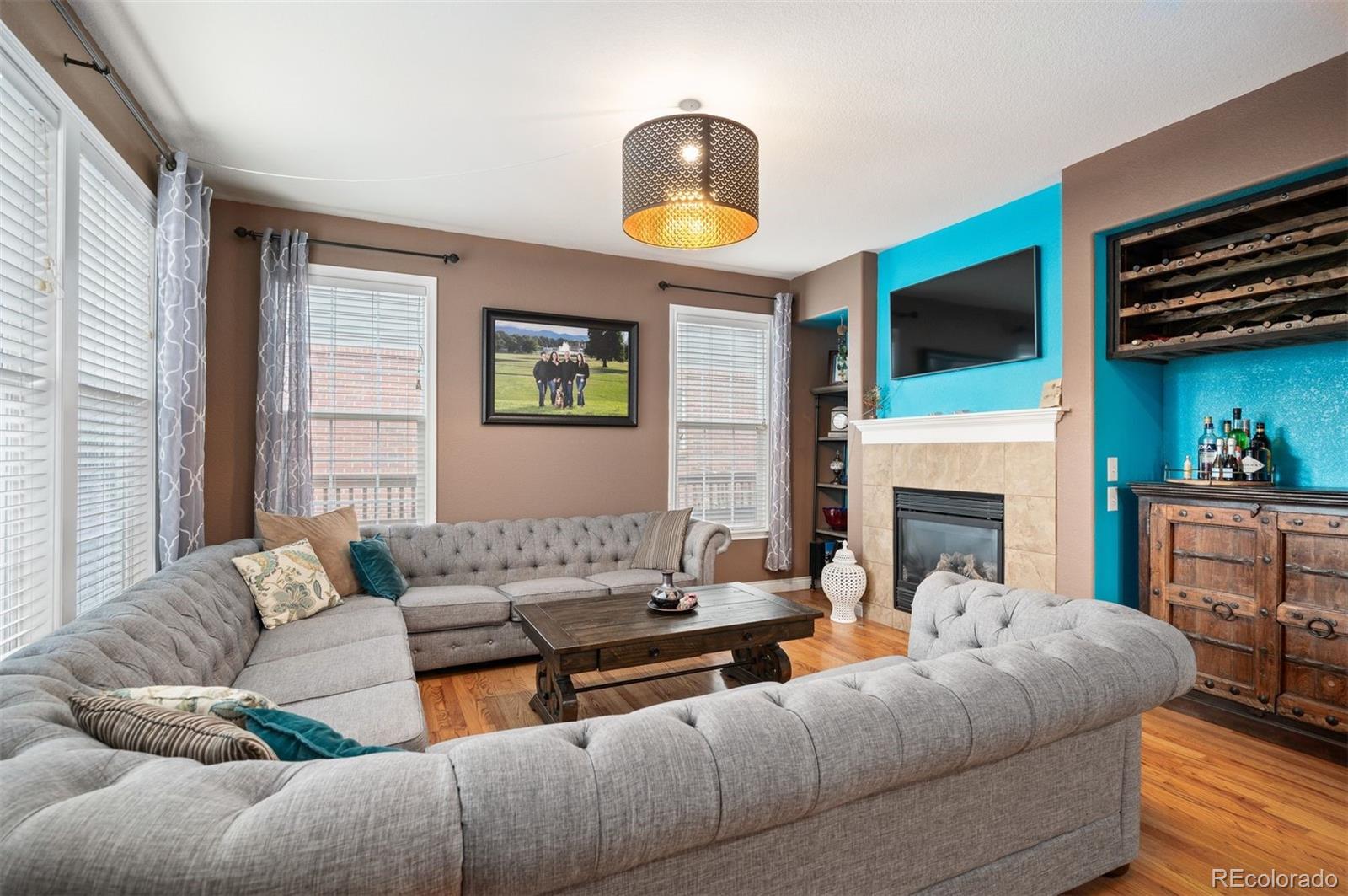 MLS Image #9 for 8728 e 25th drive,denver, Colorado