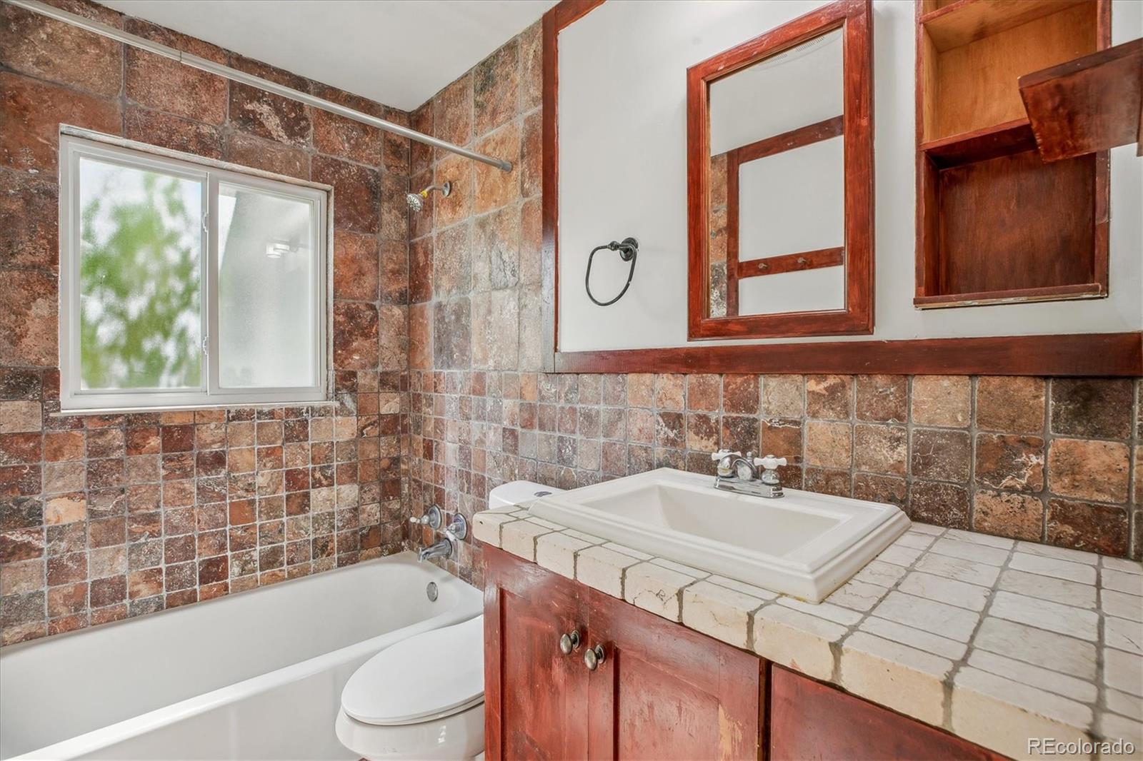 MLS Image #10 for 4624 s lincoln street,englewood, Colorado