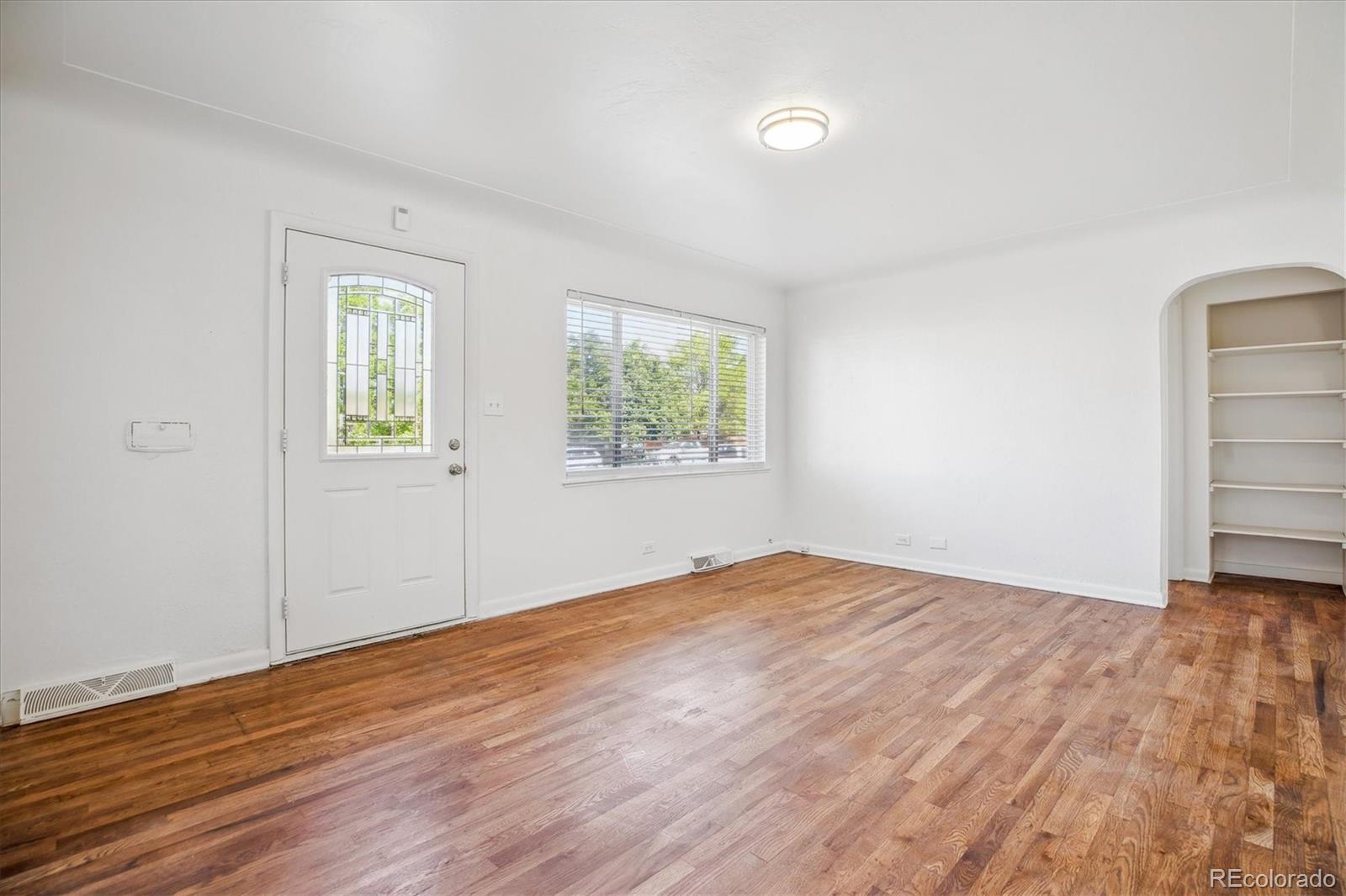 MLS Image #2 for 4624 s lincoln street,englewood, Colorado