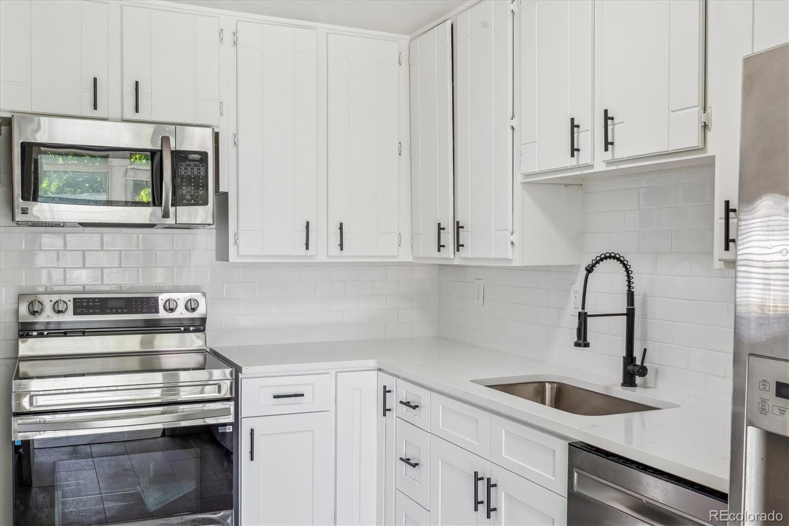 MLS Image #7 for 4624 s lincoln street,englewood, Colorado