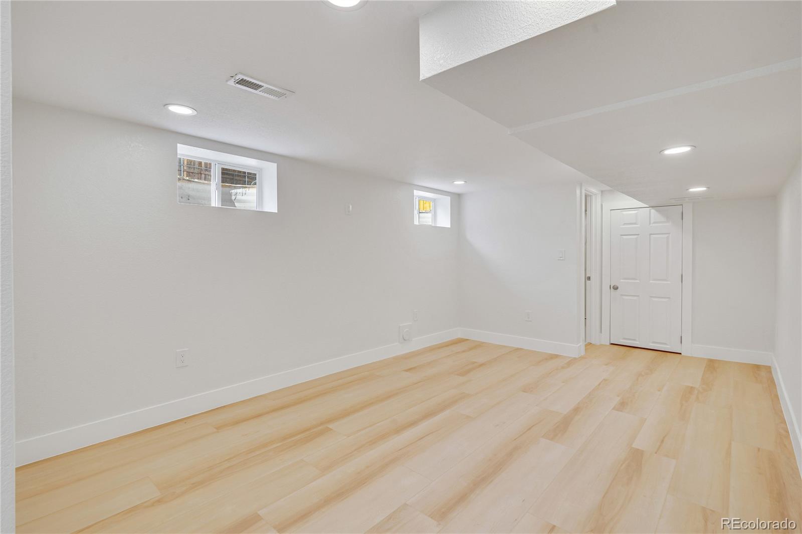 MLS Image #28 for 2701  barnhart street,thornton, Colorado